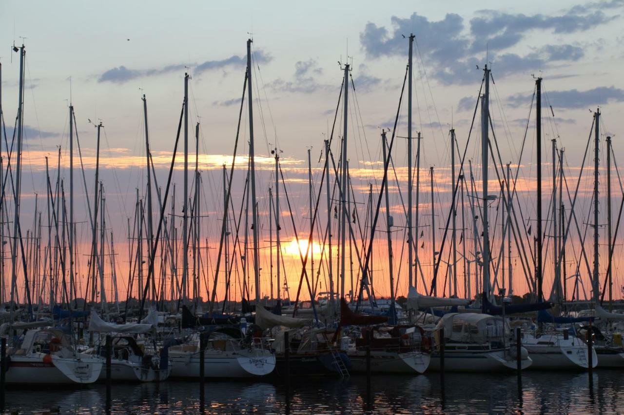 2Zi-Ferienwohnung Am Suedstrand Mit Eigenem Parkplatz Perfekt Fuer Familie Burgtiefe auf Fehmarn Kültér fotó